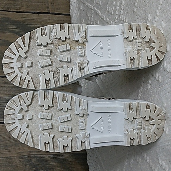 Superga High top snake print sneakers size 6.5 - Picture 9 of 11